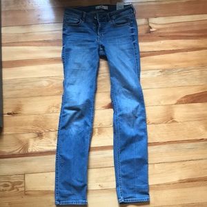 some more hollister skinny jeans